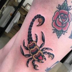 Tatuaggio Scorpione: Significato, Idee e Foto