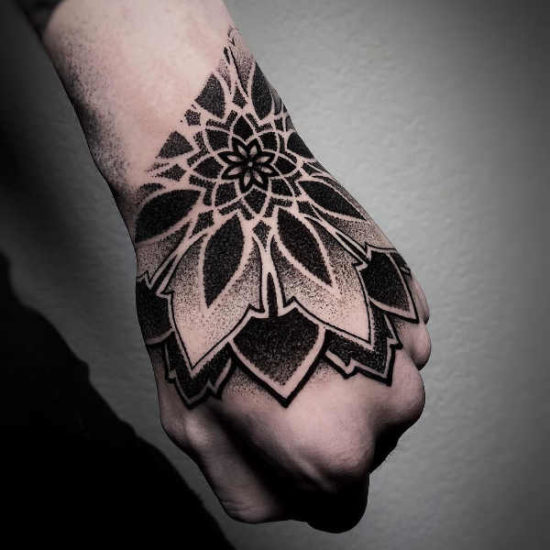 Tatuaggio Mandala Significato Idee E Immagini Tatuaggio Co