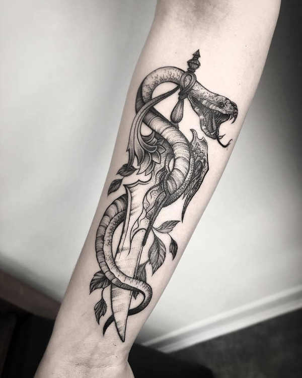 Tatuaggio Serpente: Significato, Idee e Foto - Tatuaggio.co